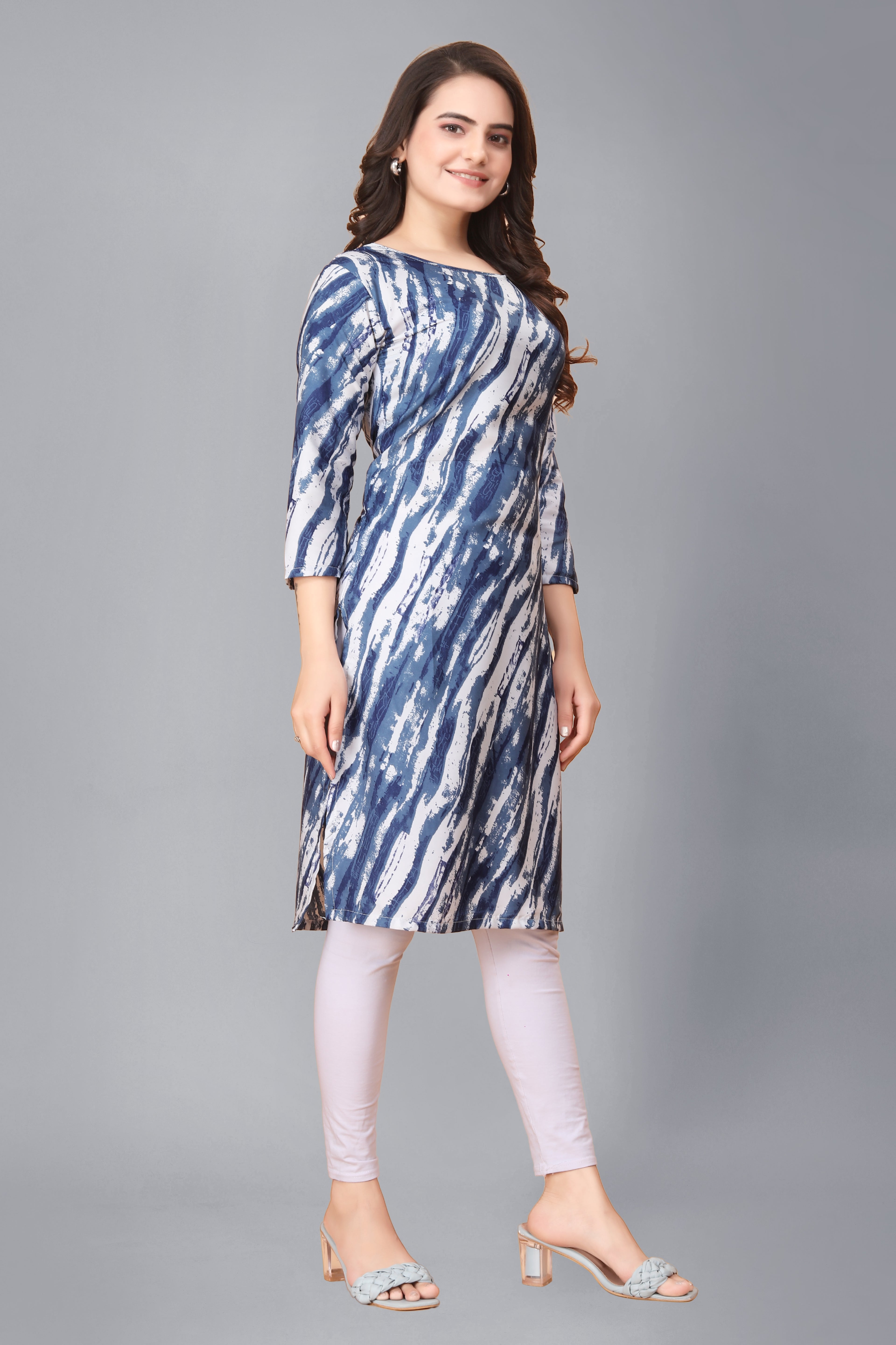 LADIES FANCY KURTI