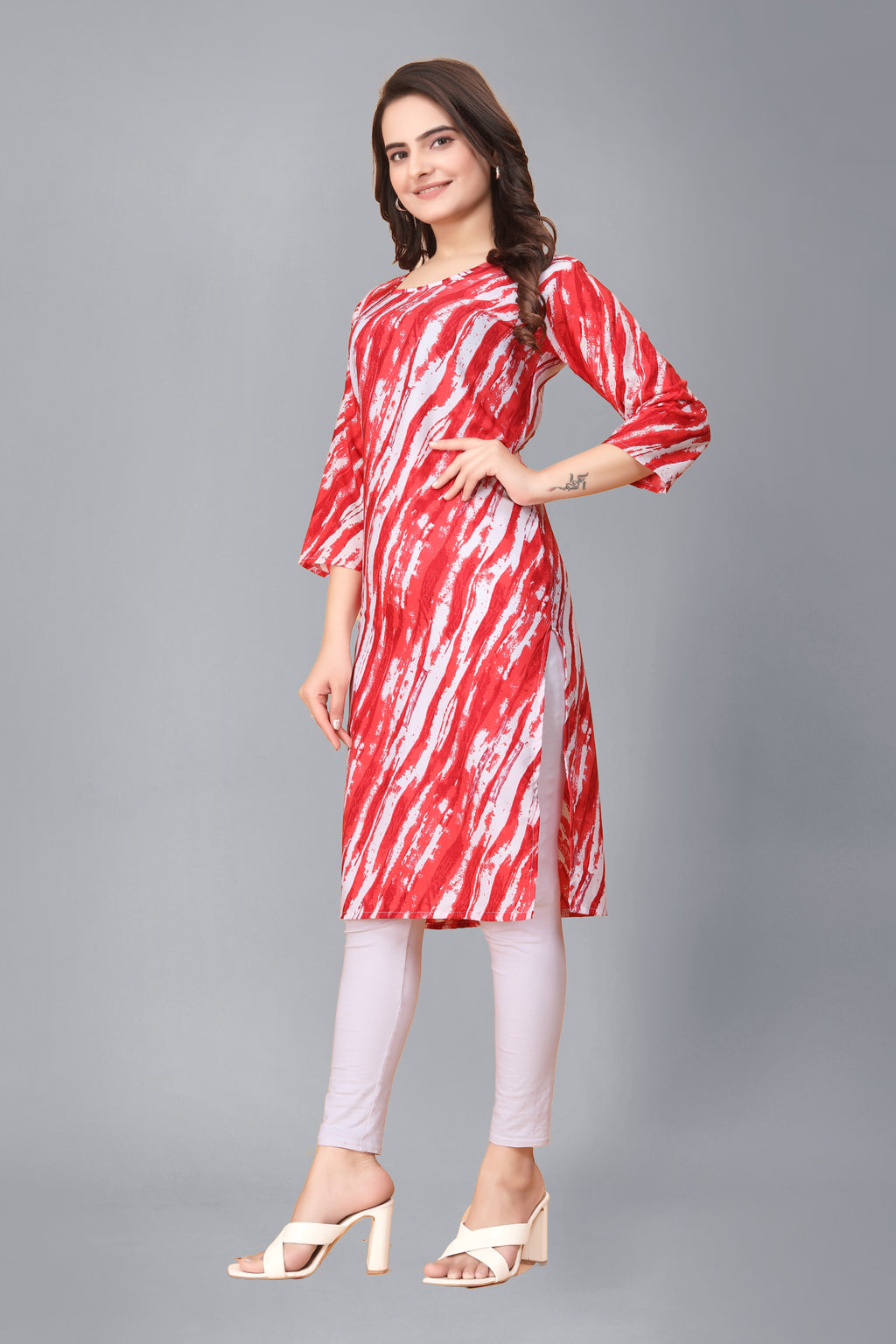 LADIES FANCY KURTI