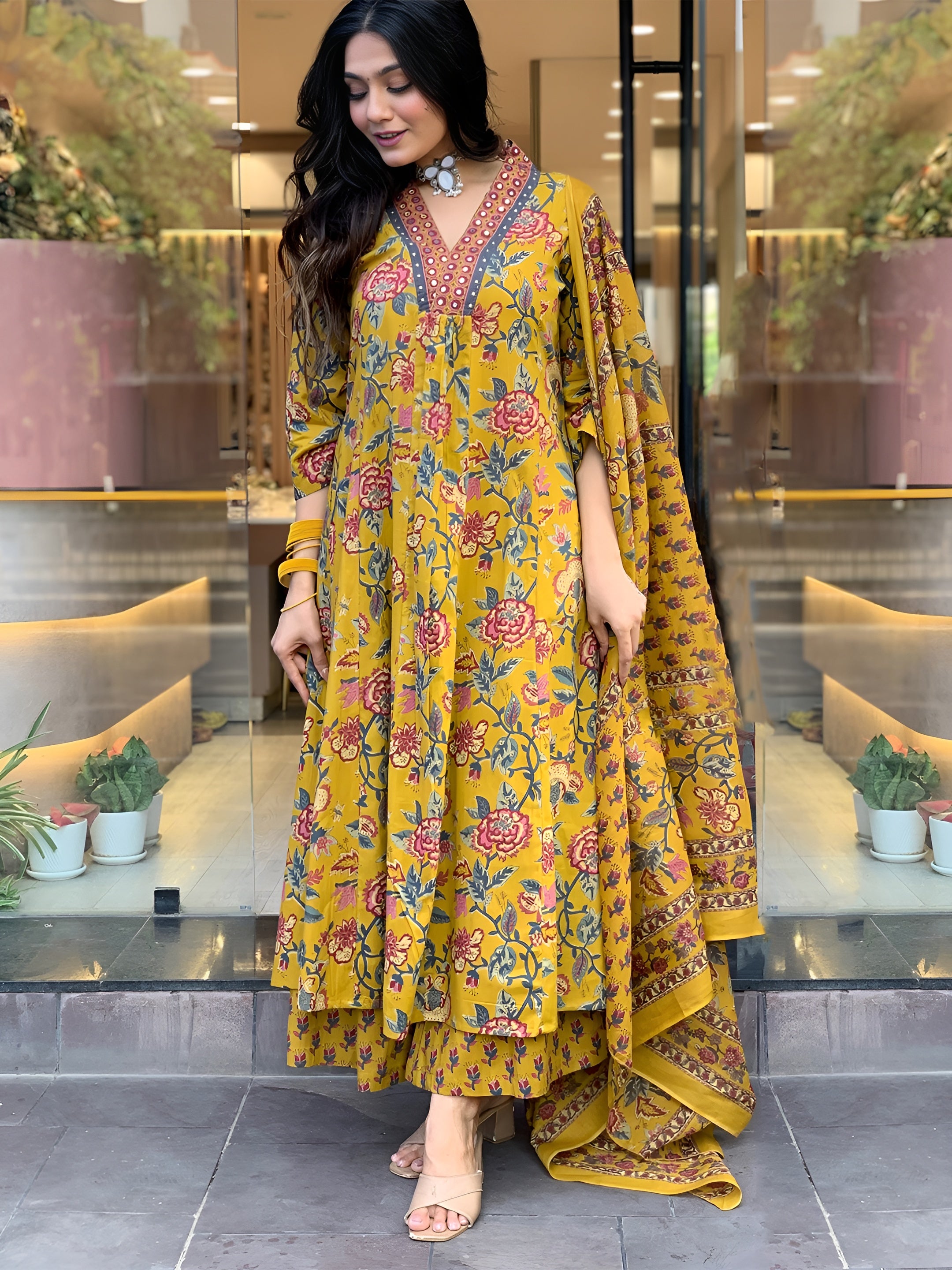 Ladies fancy kurti pair