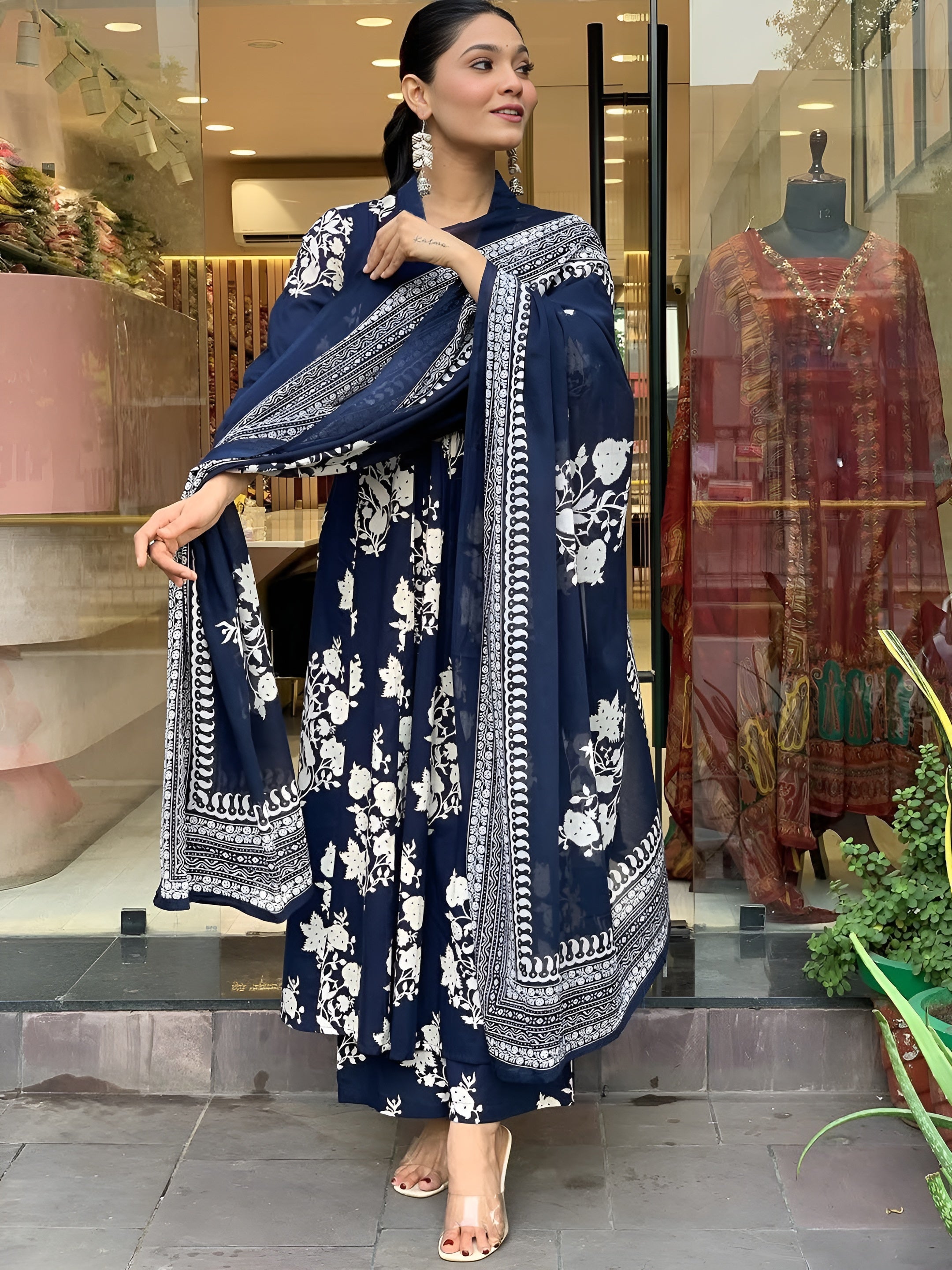 Ladies kurti pant with duppta