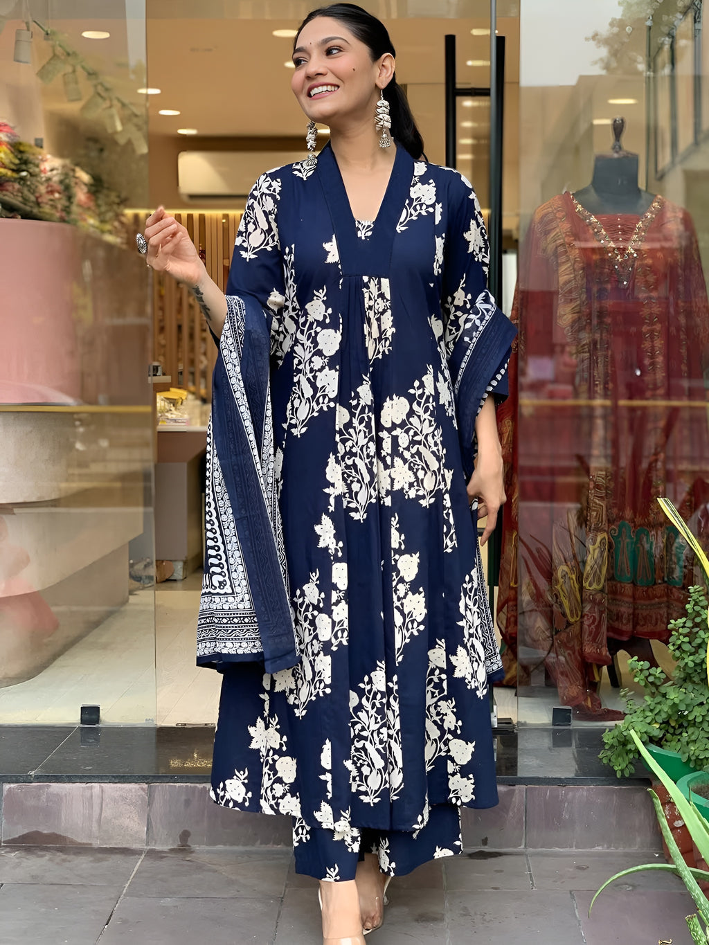 Ladies kurti pant with duppta
