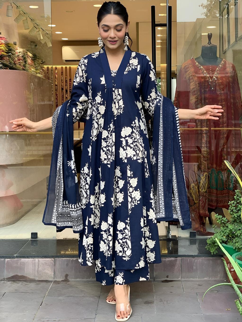 Ladies kurti pant with duppta