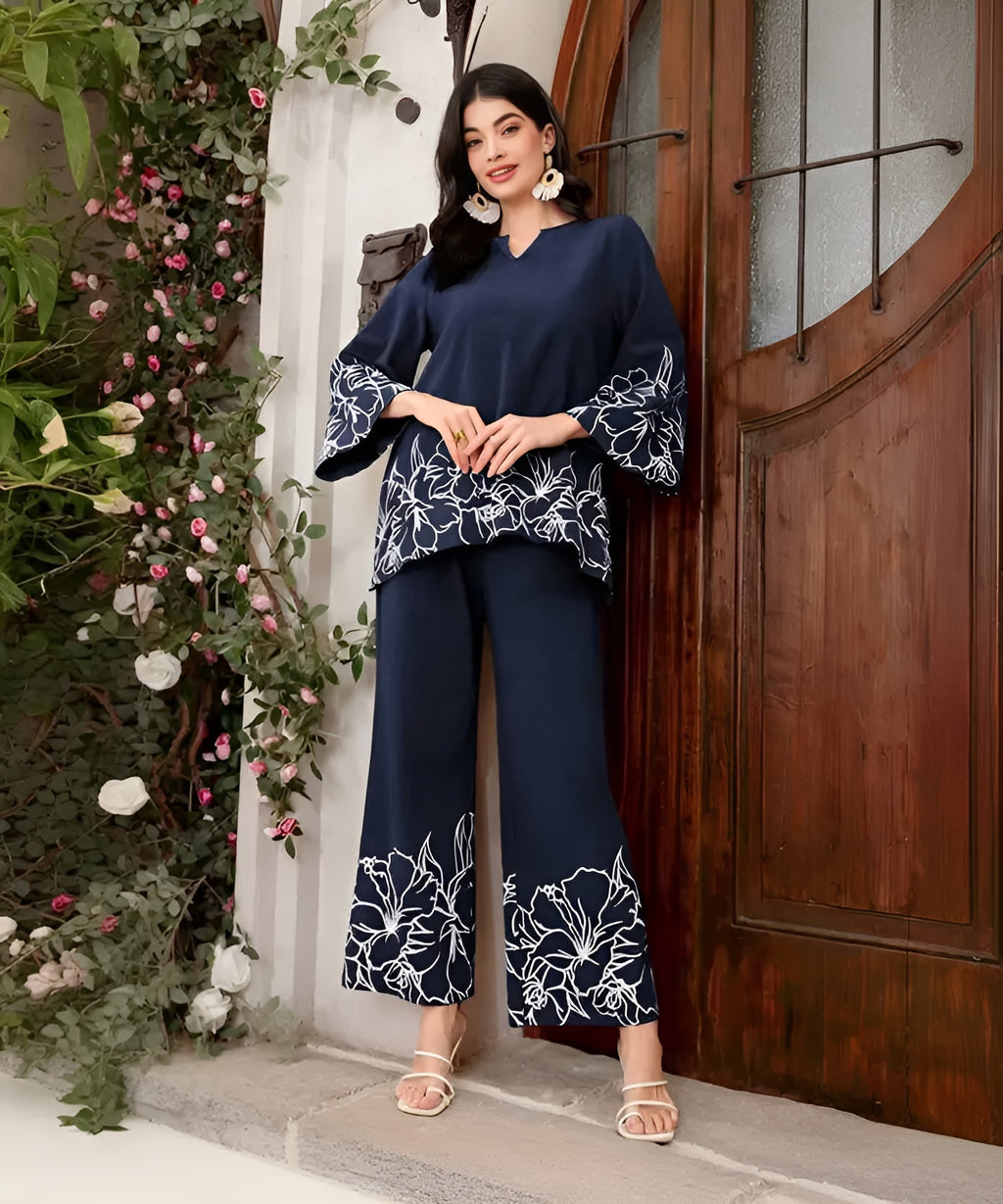 Ladies fancy cord-set