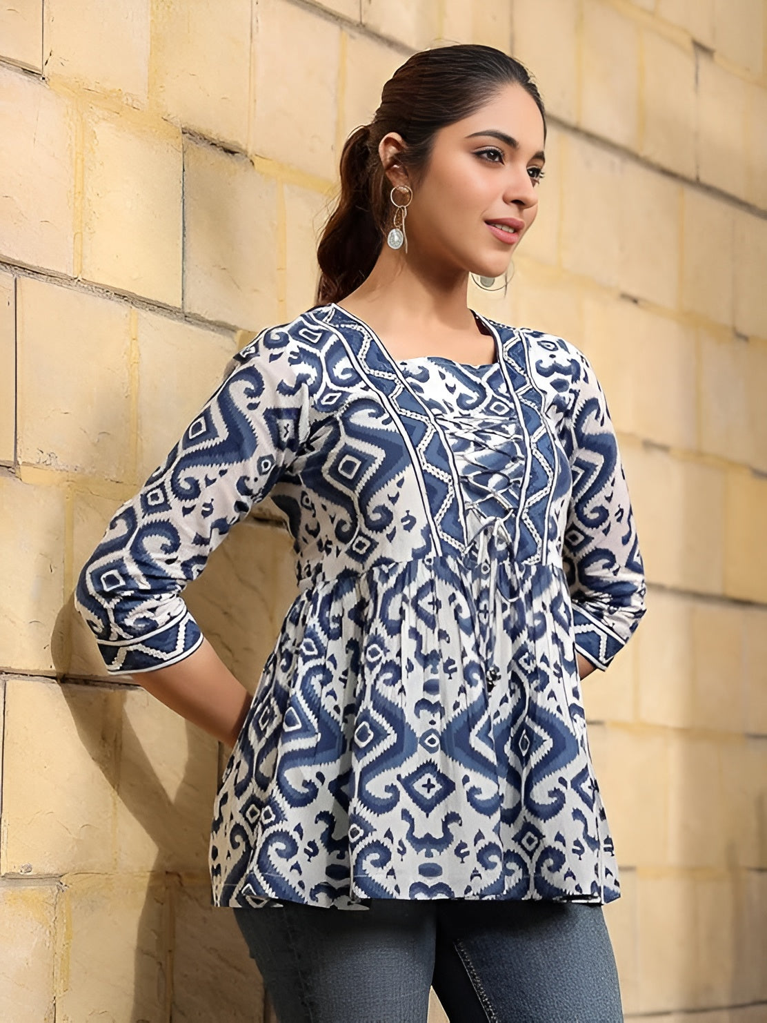 Ladies fancy top