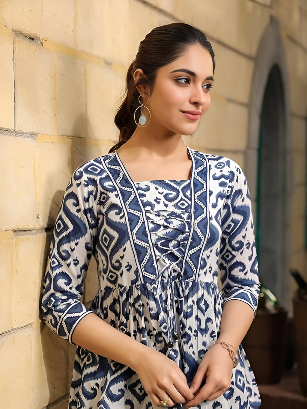 Ladies fancy top