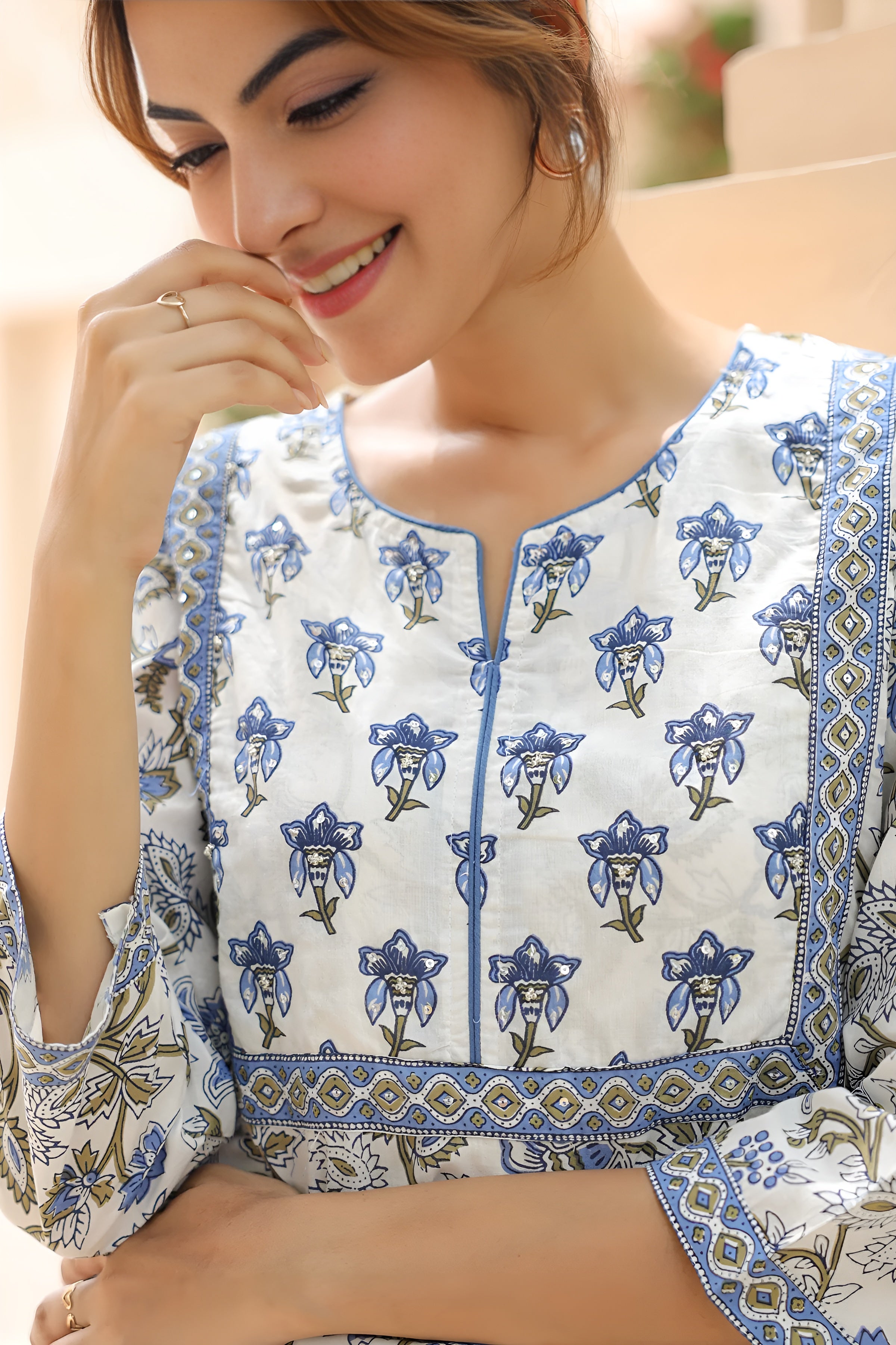 Ladies fancy top