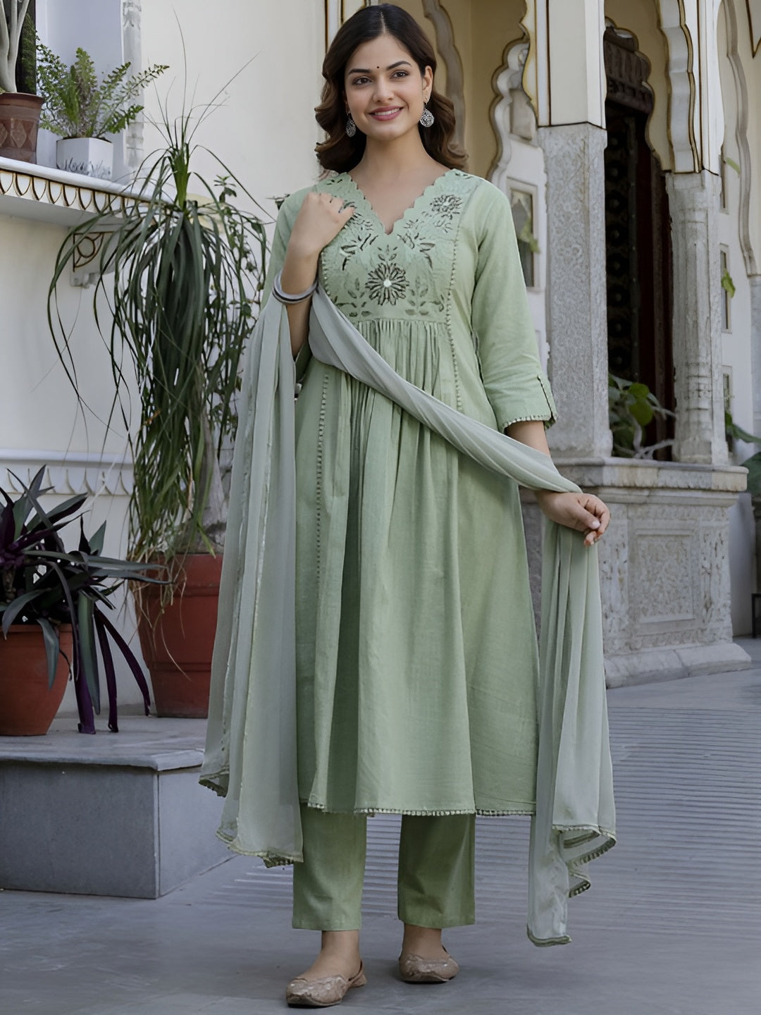 Flora work kurti pant with dupatta