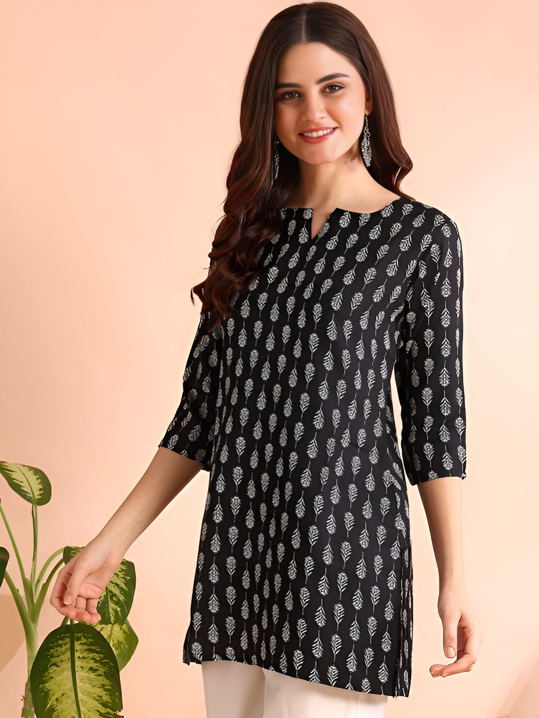LADIES FANCY TOP