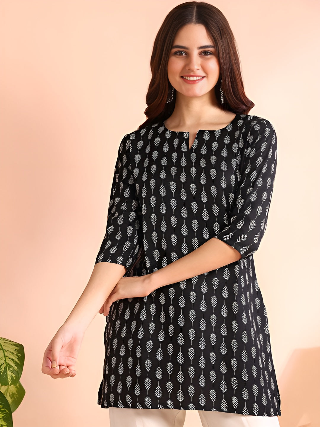 LADIES FANCY TOP