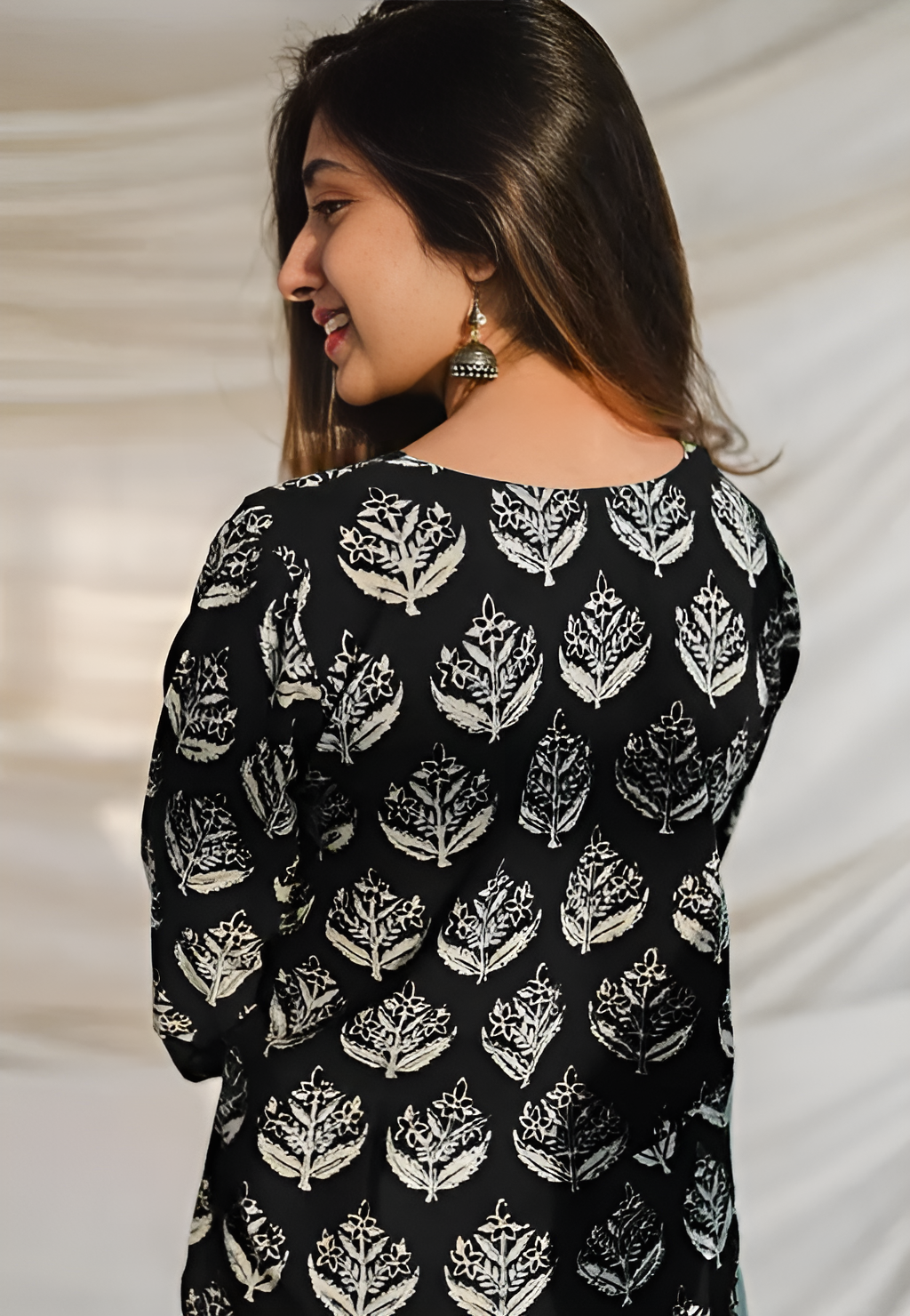 LADIES FANCY TOP