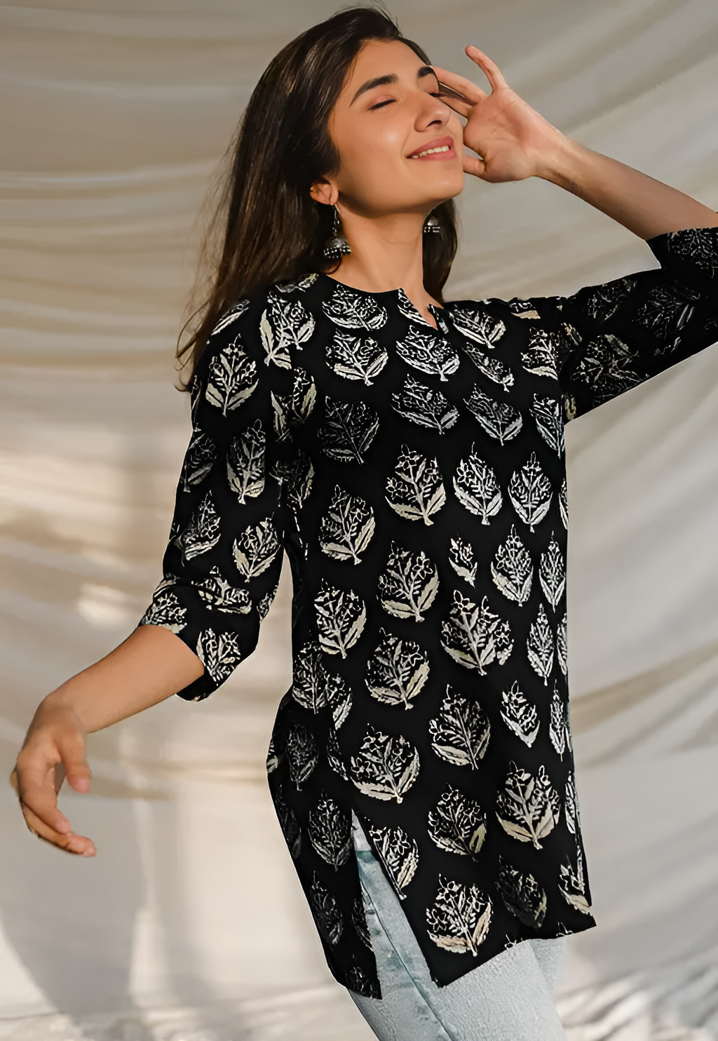 LADIES FANCY TOP