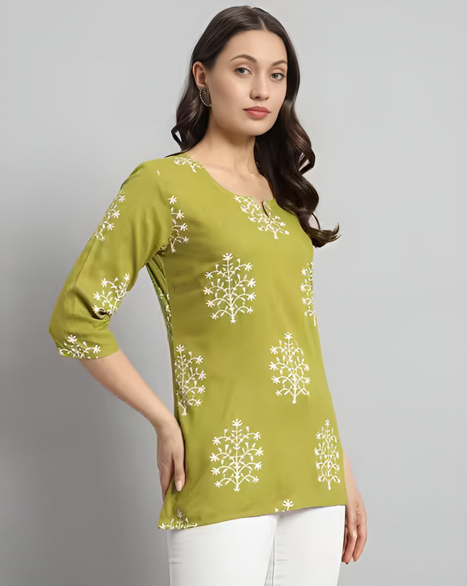 LADIES FANCY TOP