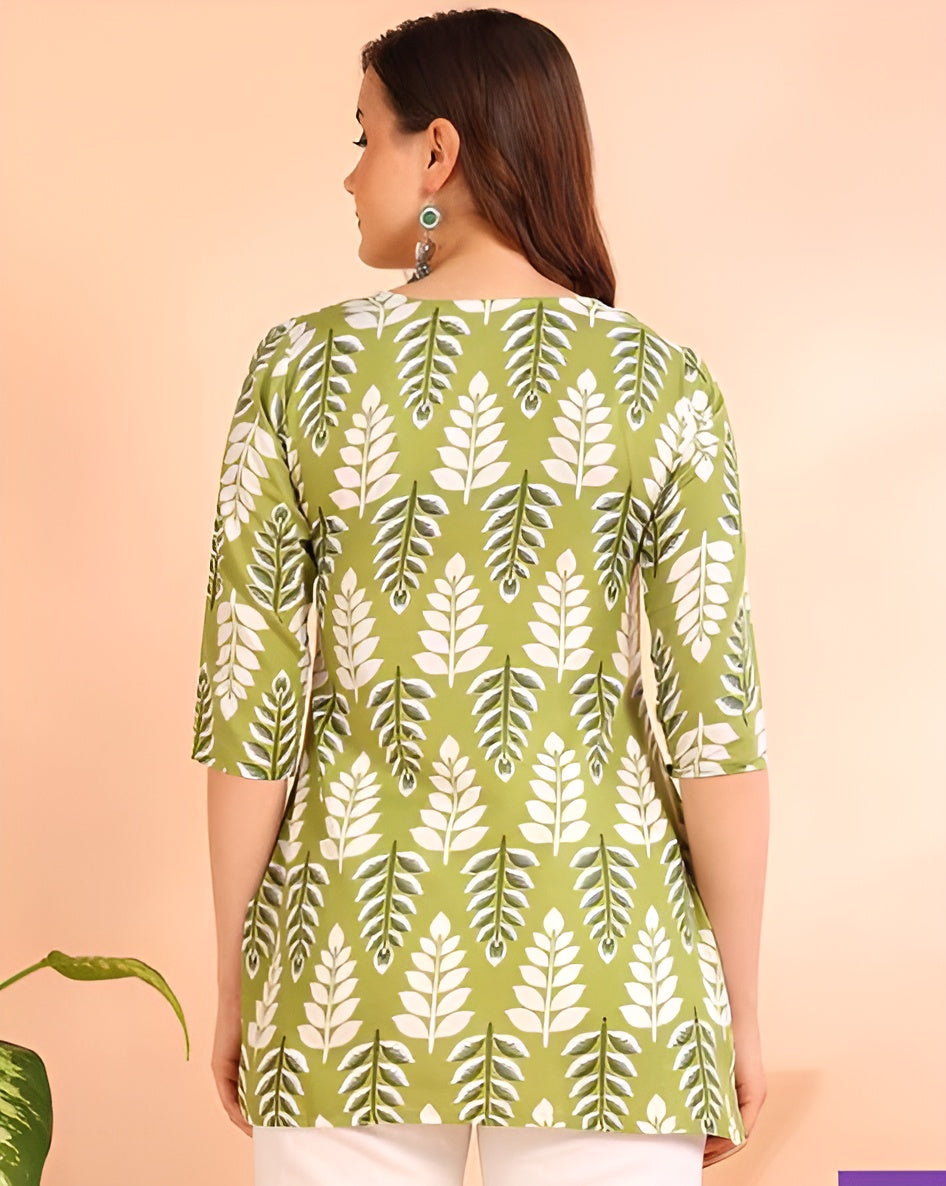 LADIES FANCY TOP