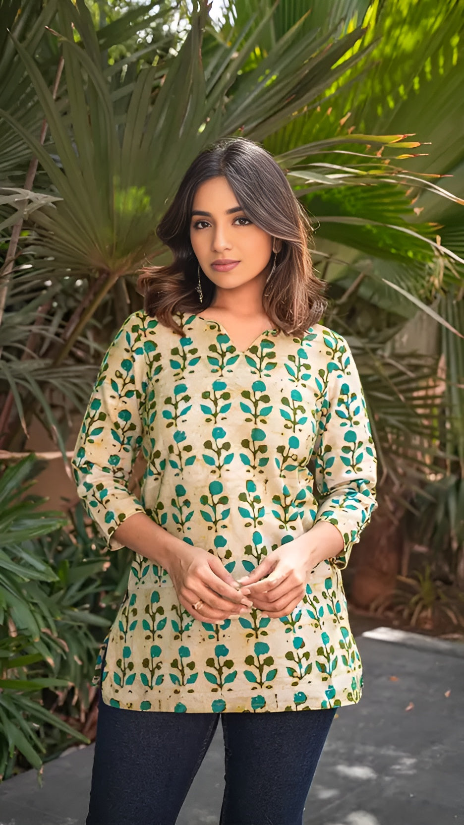 LADIES FANCY TOP