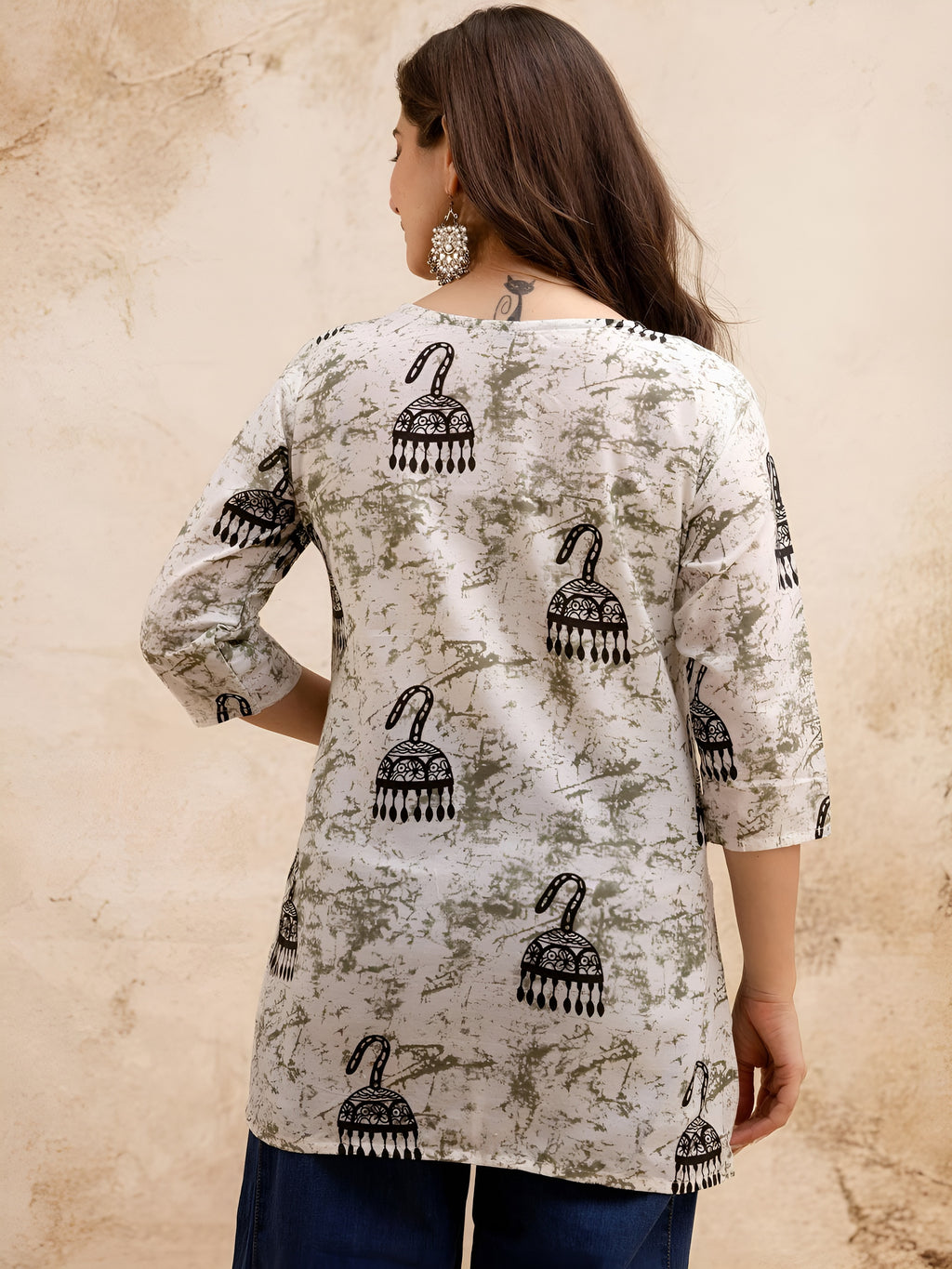 LADIES FANCY TOP