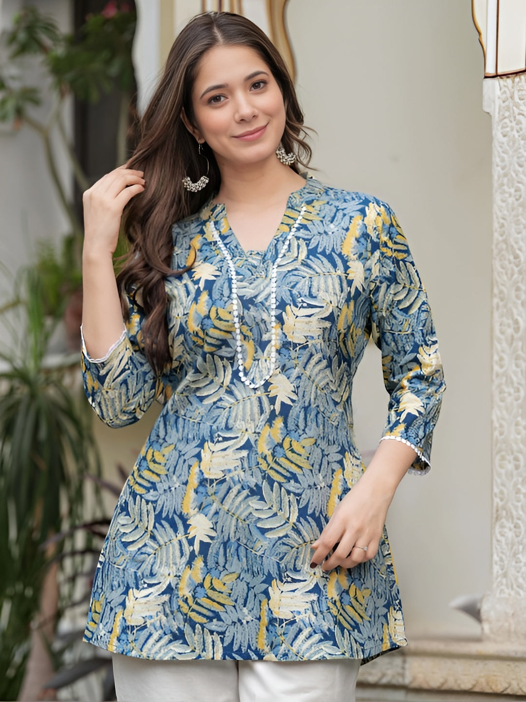 LADIES FANCY TOP