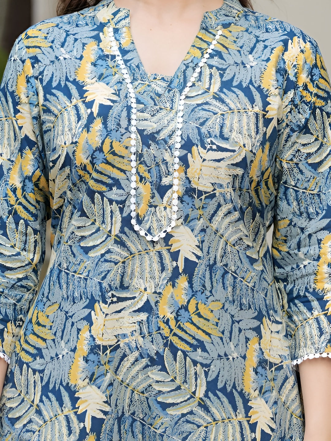 LADIES FANCY TOP