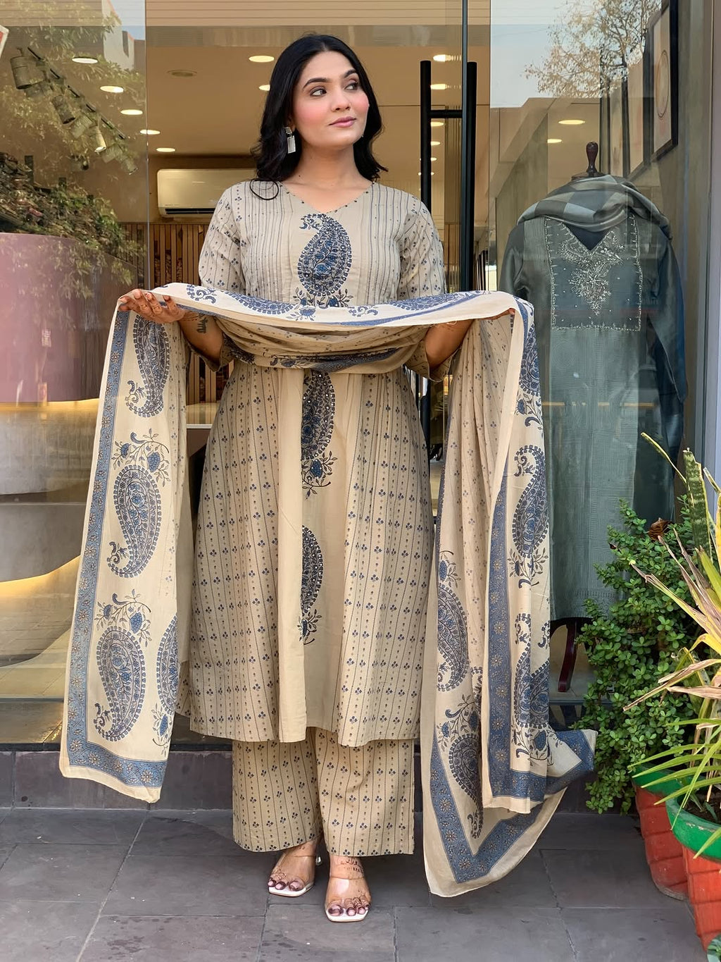 kurti pant with duptta